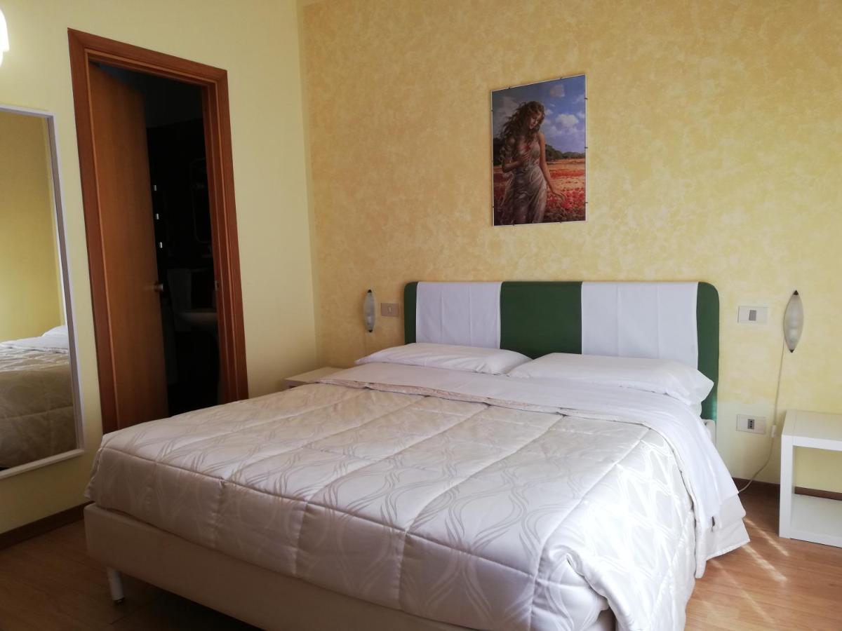 Albergo Roma Lanciano Extérieur photo