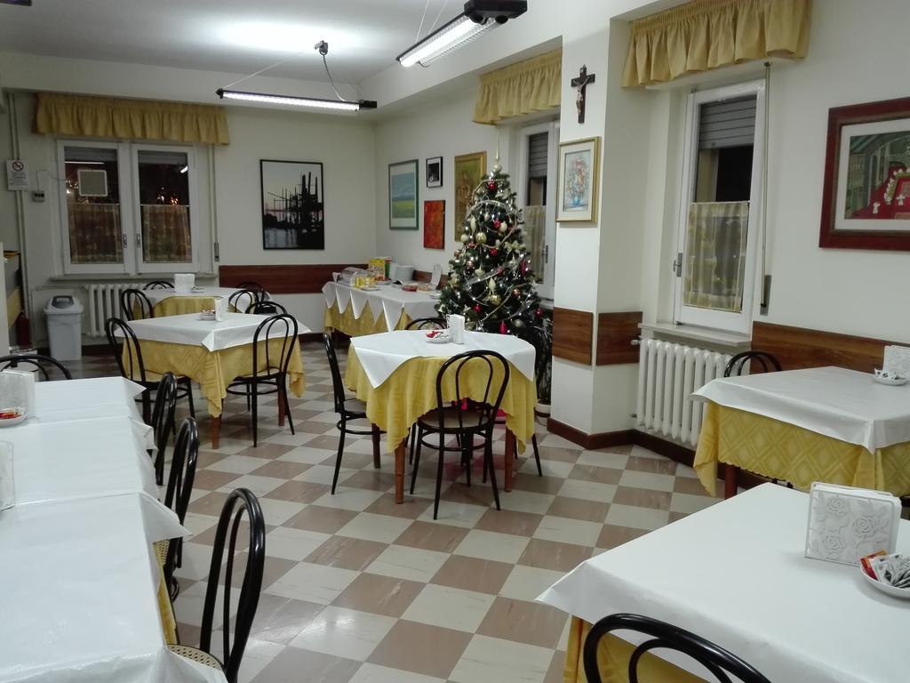 Albergo Roma Lanciano Extérieur photo