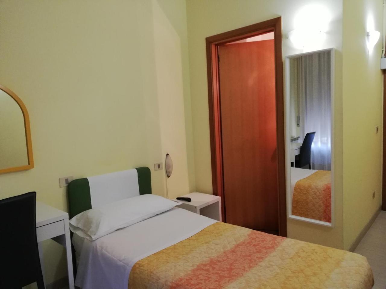 Albergo Roma Lanciano Extérieur photo